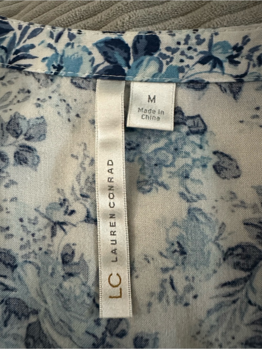 LC Lauren Conrad Blue and White Floral Maxi Dress with Drawstring - Picture 6 of 7